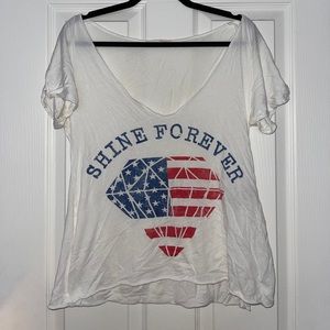 “Shine forever” t-shirt